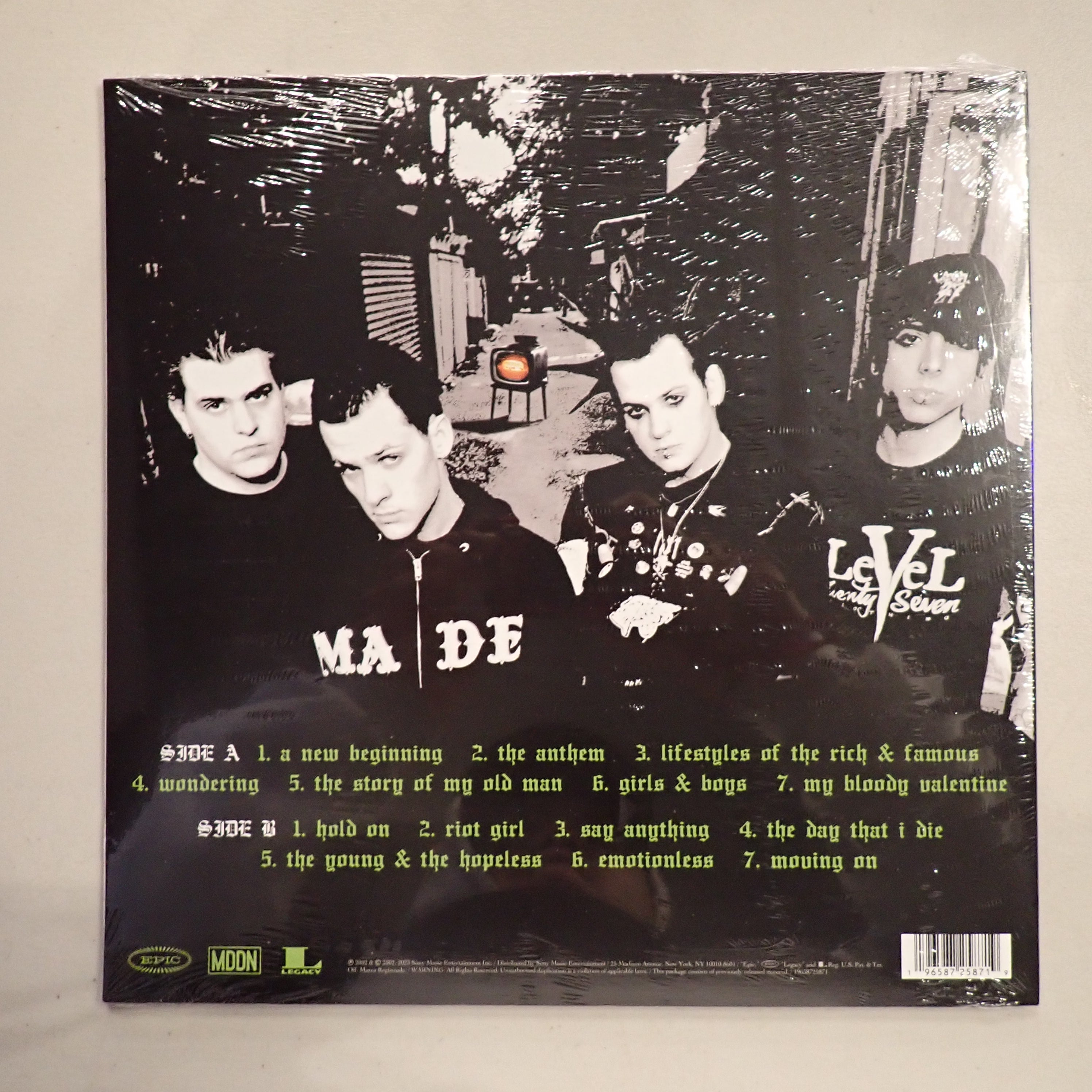 Good Charlotte - The Young And The Hopeless