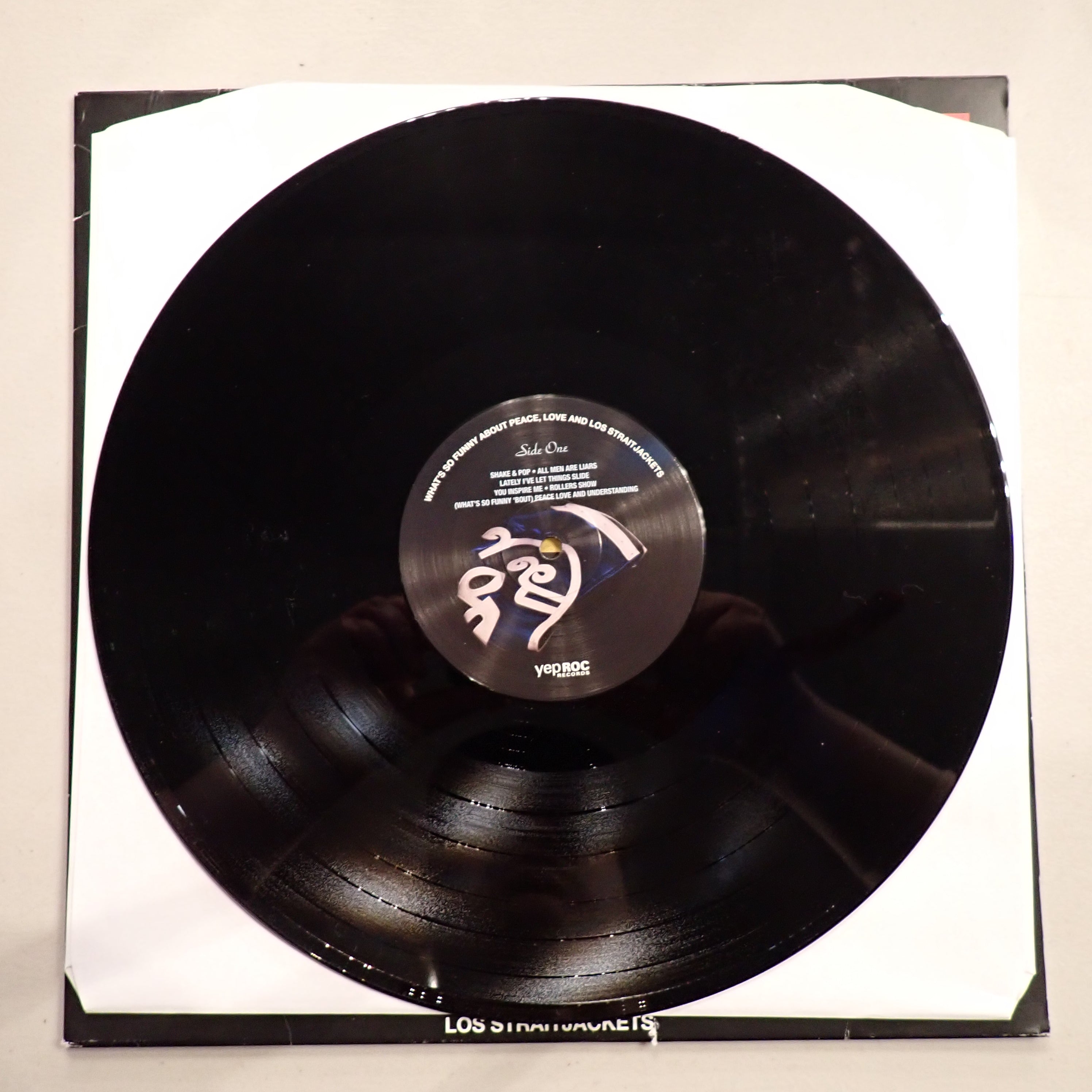 Los Straitjackets - What's So Funny About Peace, Love And... Los Straitjackets