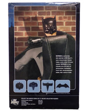Batman - 13" Deluxe Collector Figure