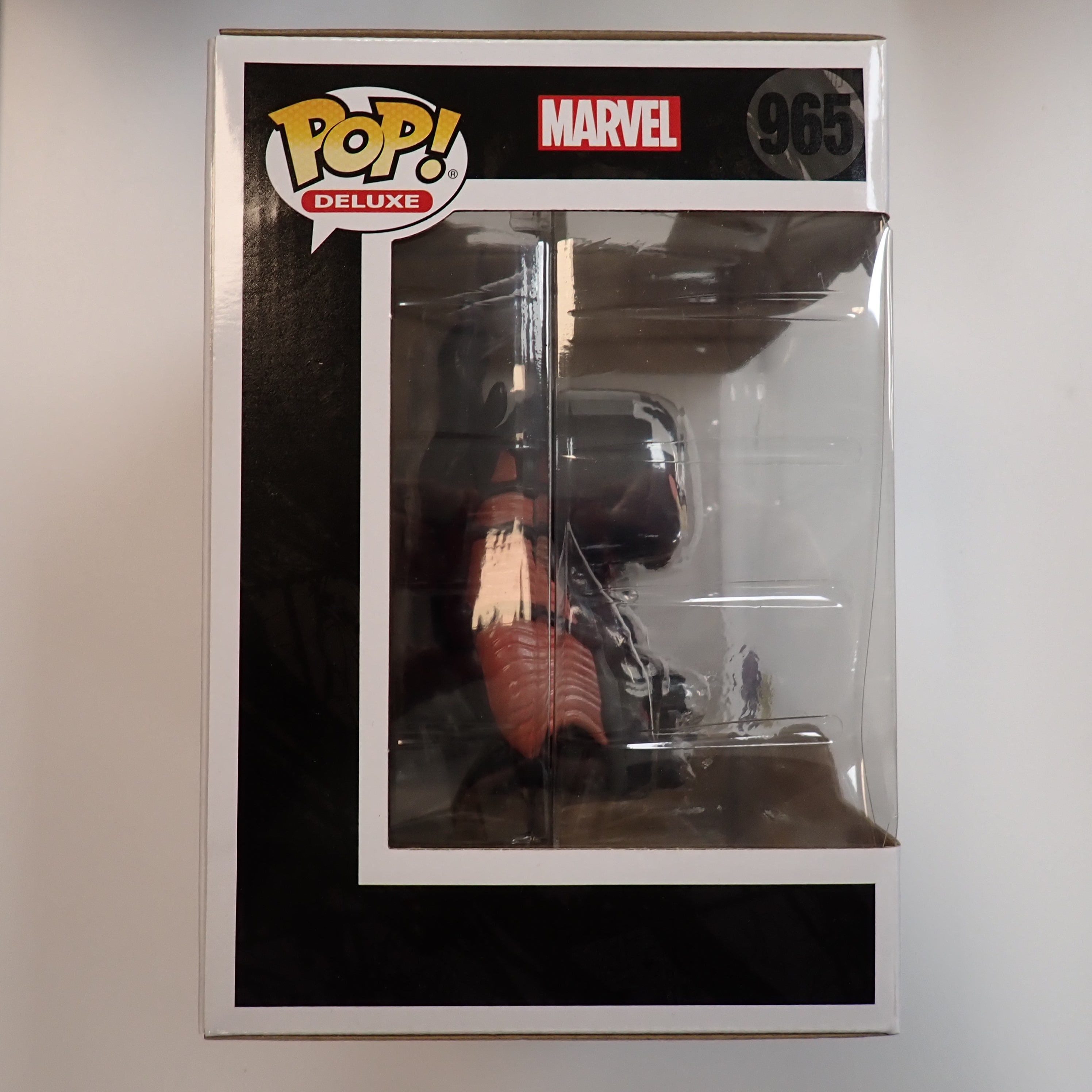 Venom on Throne - POP! #965