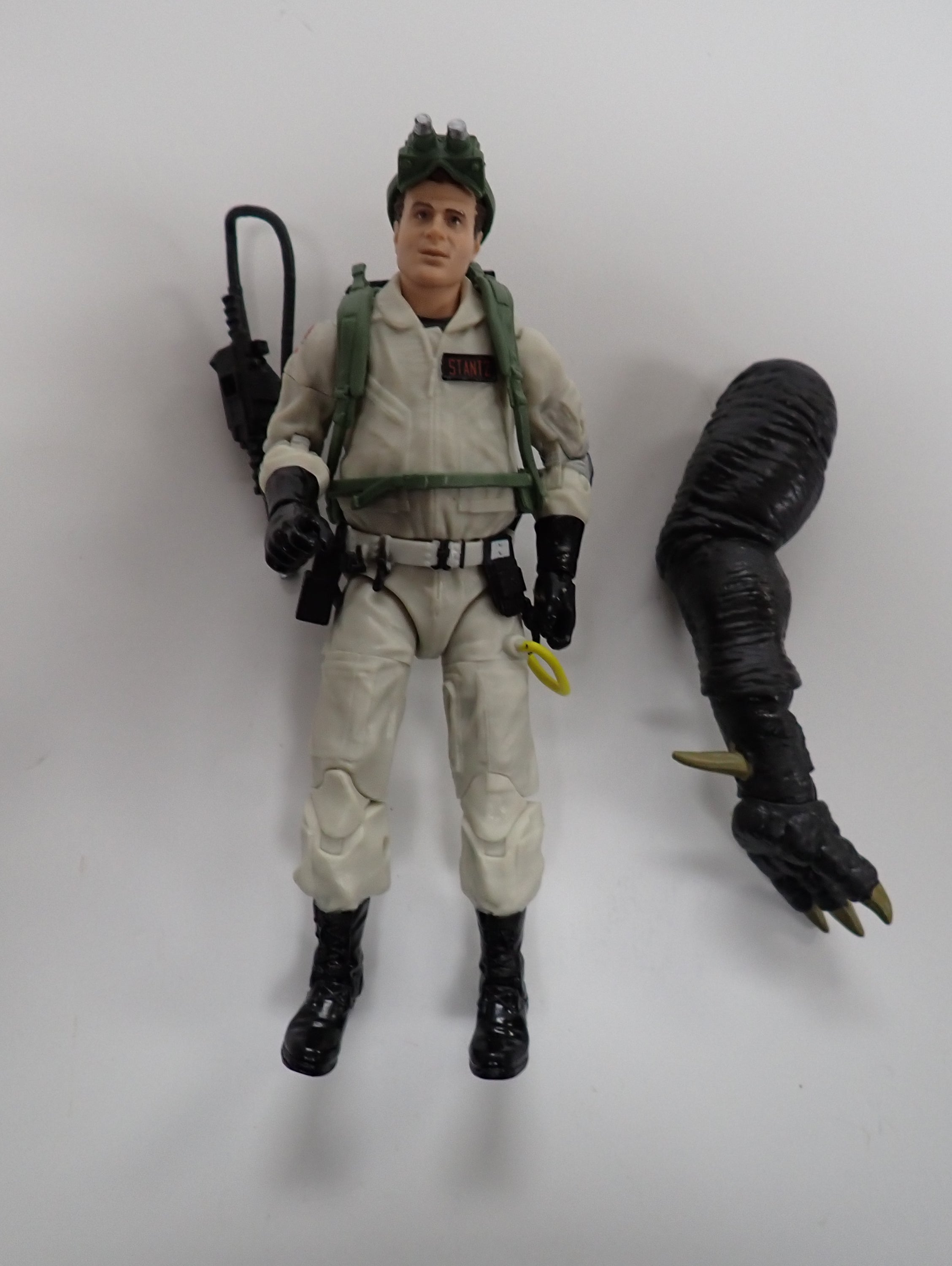 Hasbro Ghostbusters Plasma Series Ray Stantz 6" Action Figure (E9795)