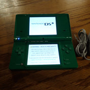 Nintendo DSi - Green