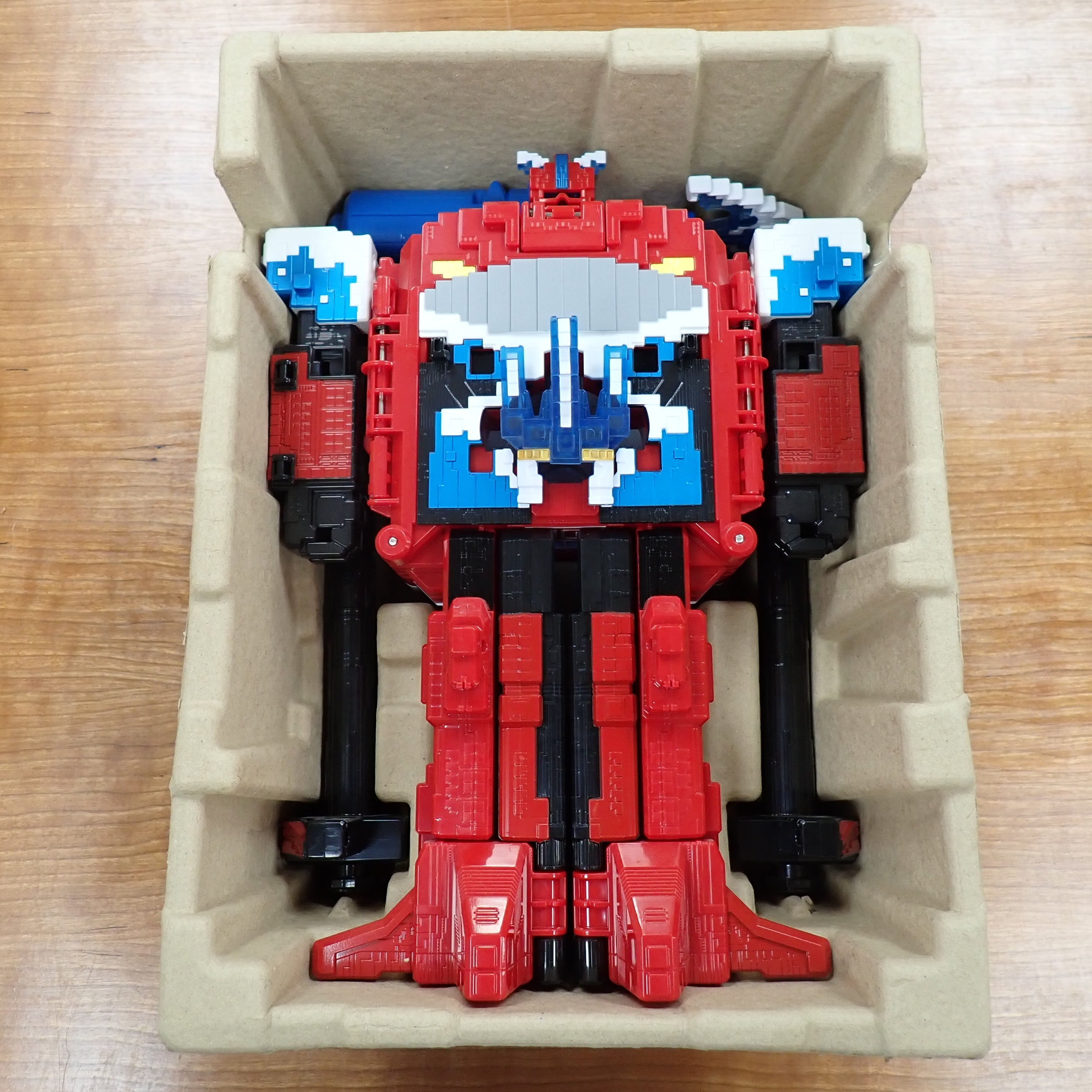 Bandai: Doubutsu Sentai Kyuohger - Deluxe Doubutsu Henkei Dodekai-Oh