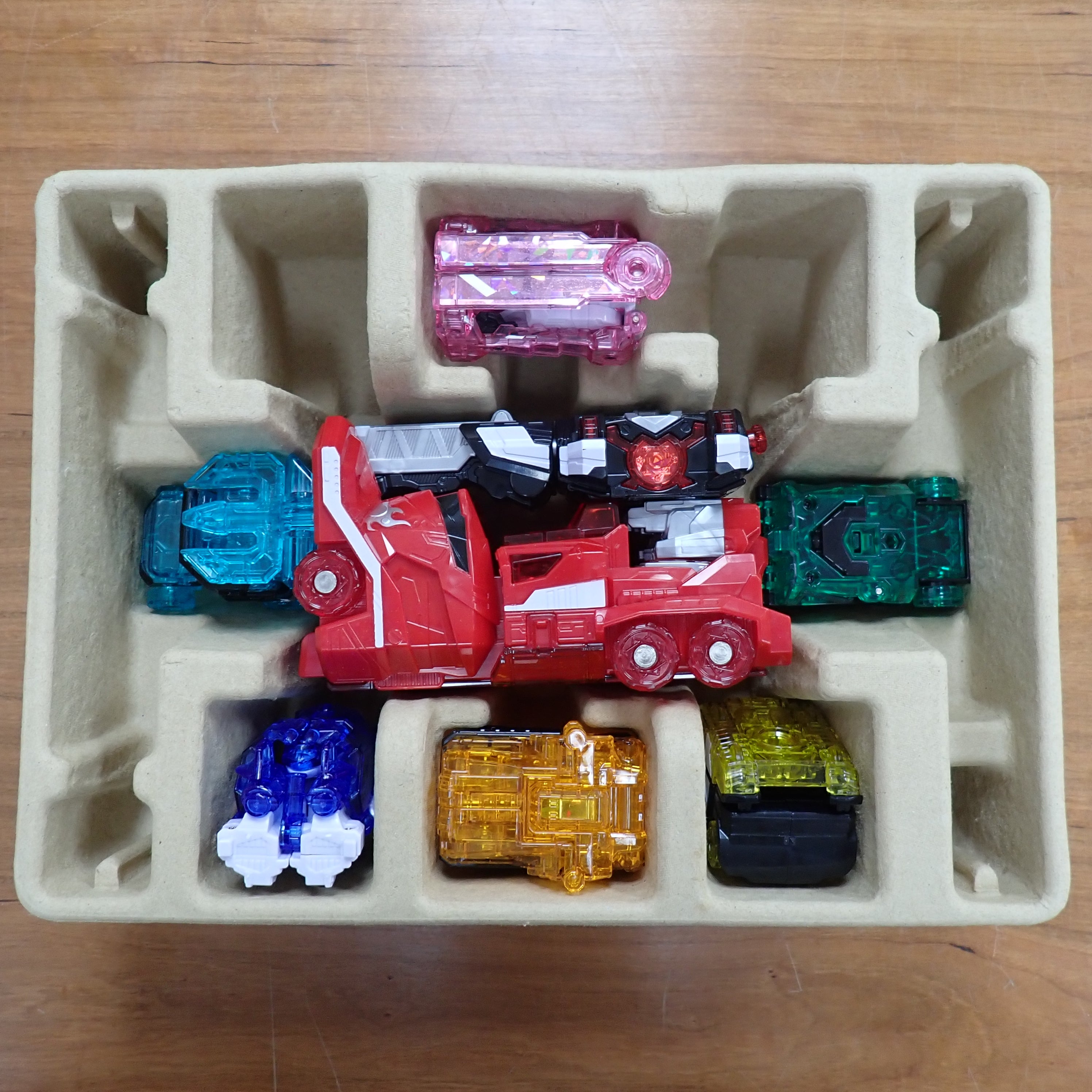 Bandai: Mashin Sentai Kiramager - Deluxe Mashin Gattai Kiramaizin