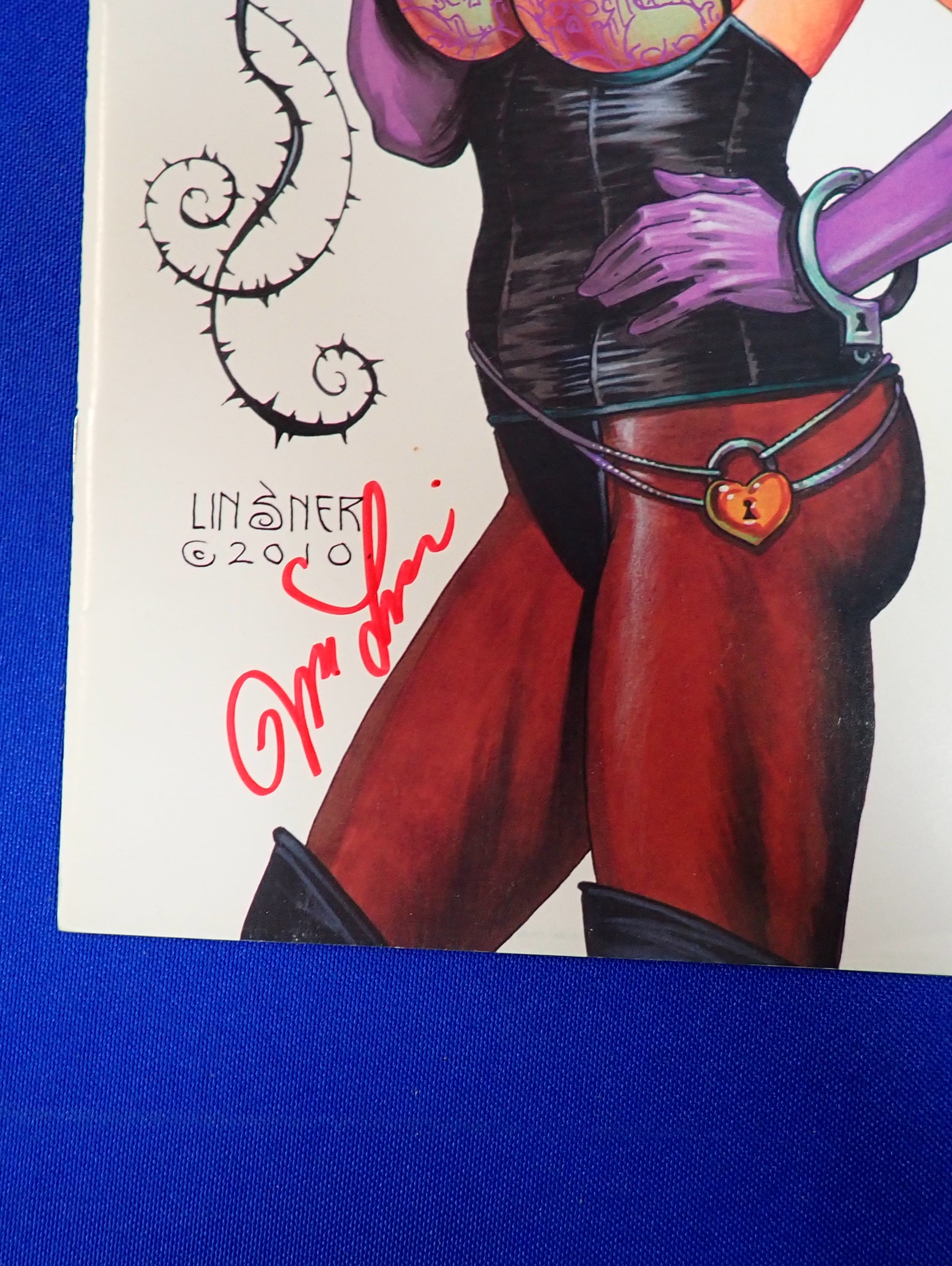 Dawn 2010 Sketchbook Signed by Linsner - NM (9.4)