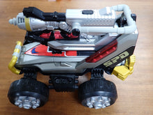 Load image into Gallery viewer, Bandai: Power Rangers S.P.D. - Blast Runner (Loose)
