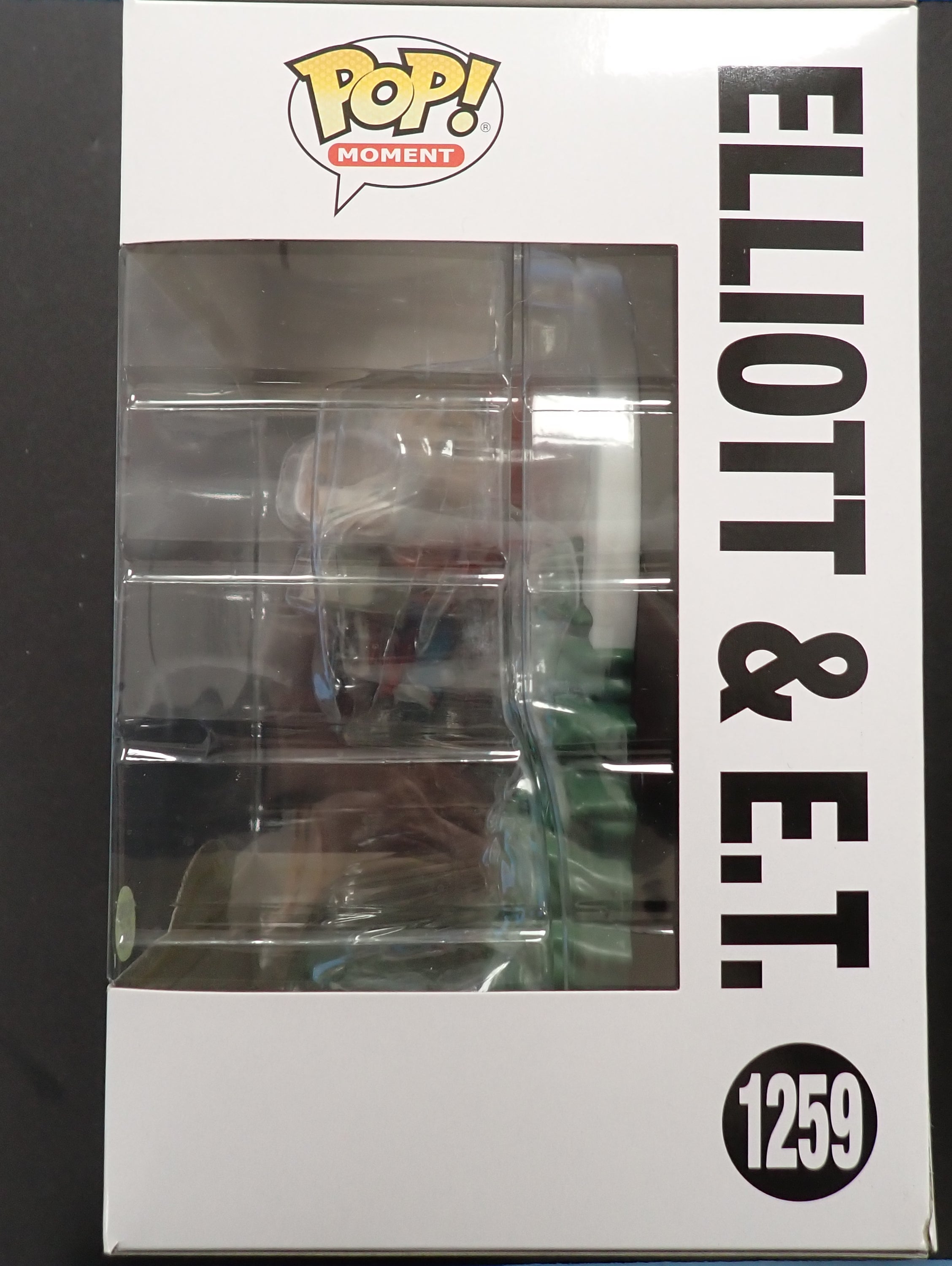 Elliot and ET- POP! #1259