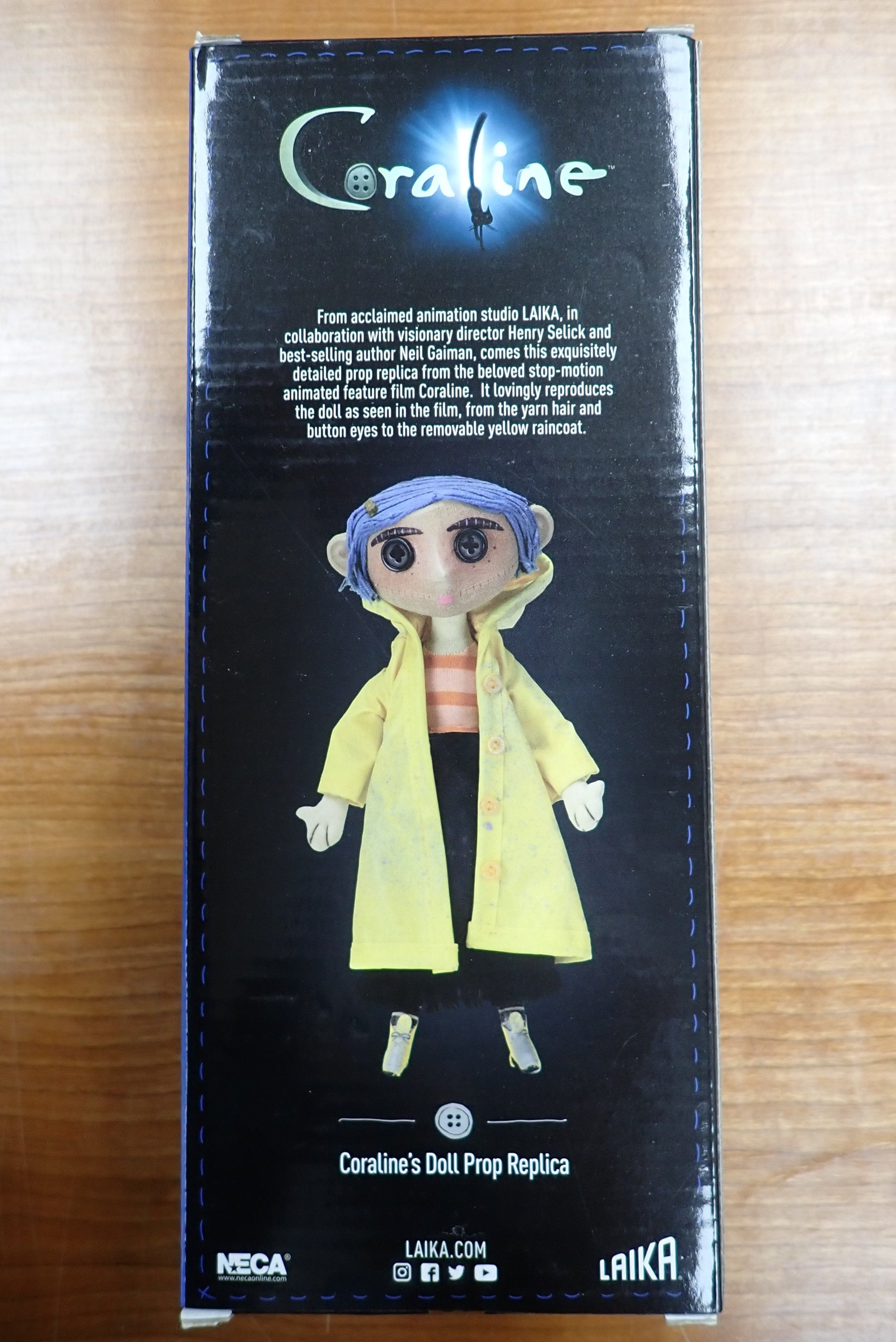 NECA: Coraline's Doll Prop Replica
