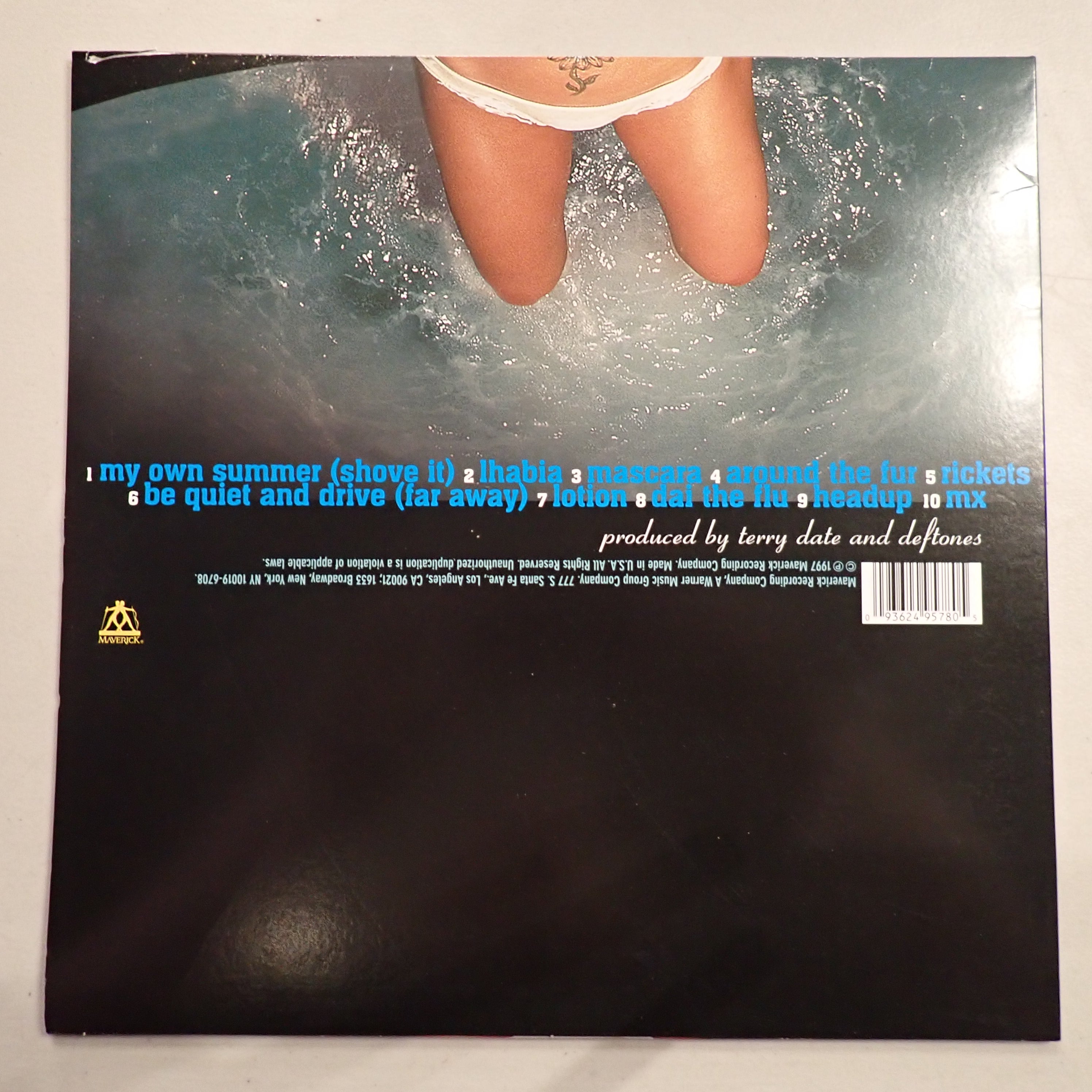 Deftones - Around The Fur