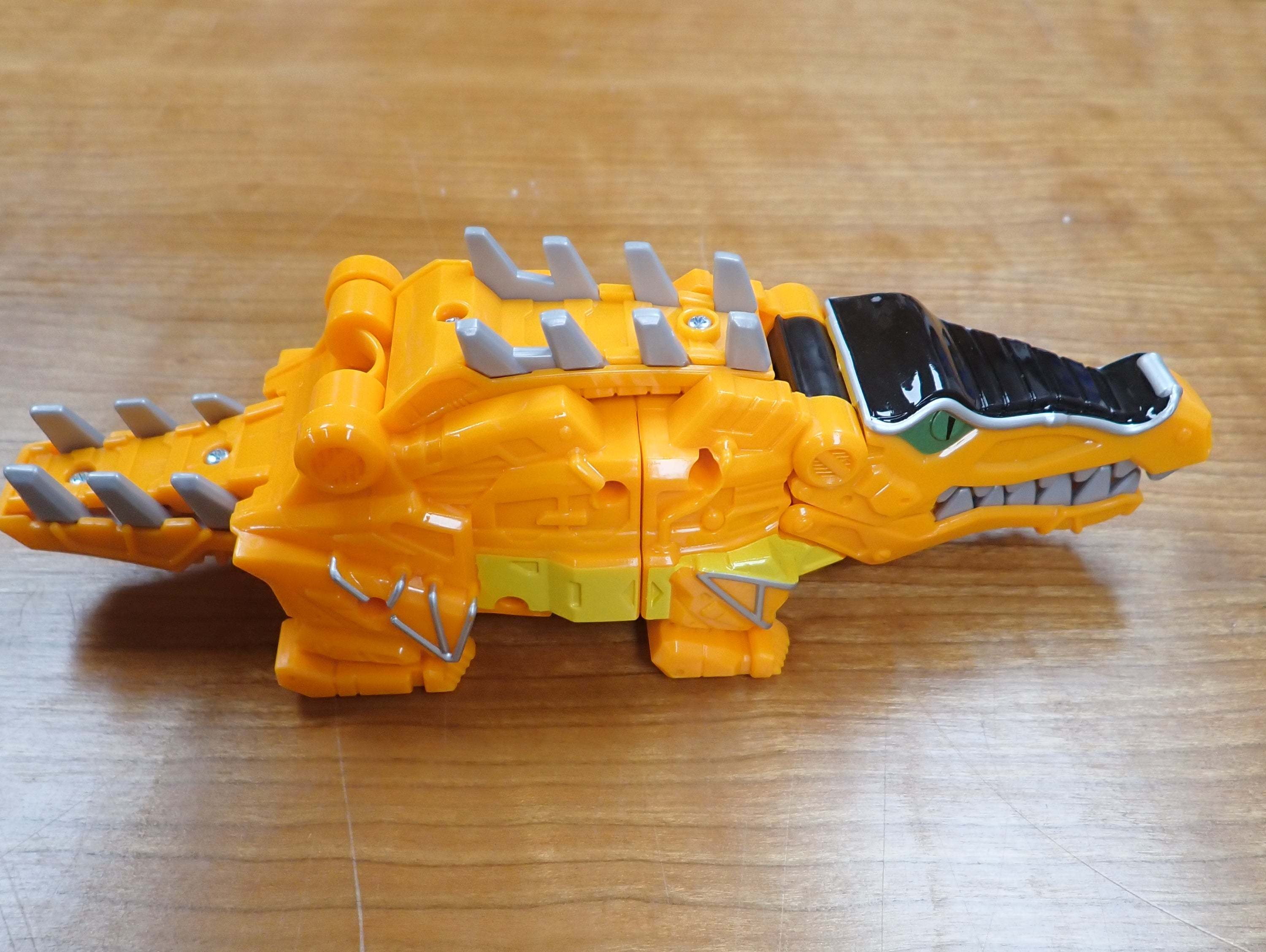 Bandai: Power Rangers Dino Charge - Deinosuchus