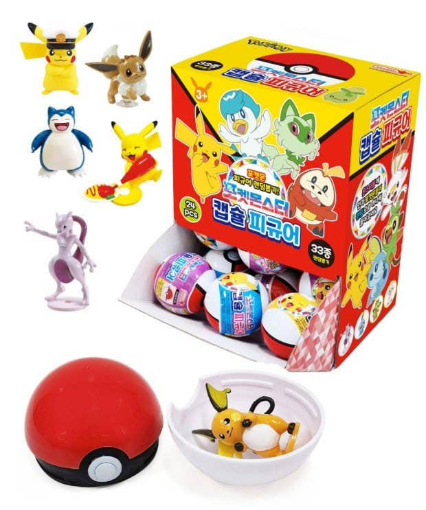 Pokémon Figure Random Mystery Capsule Toy