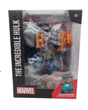 The Incredible Hulk - 1:6 McFarlane Figure