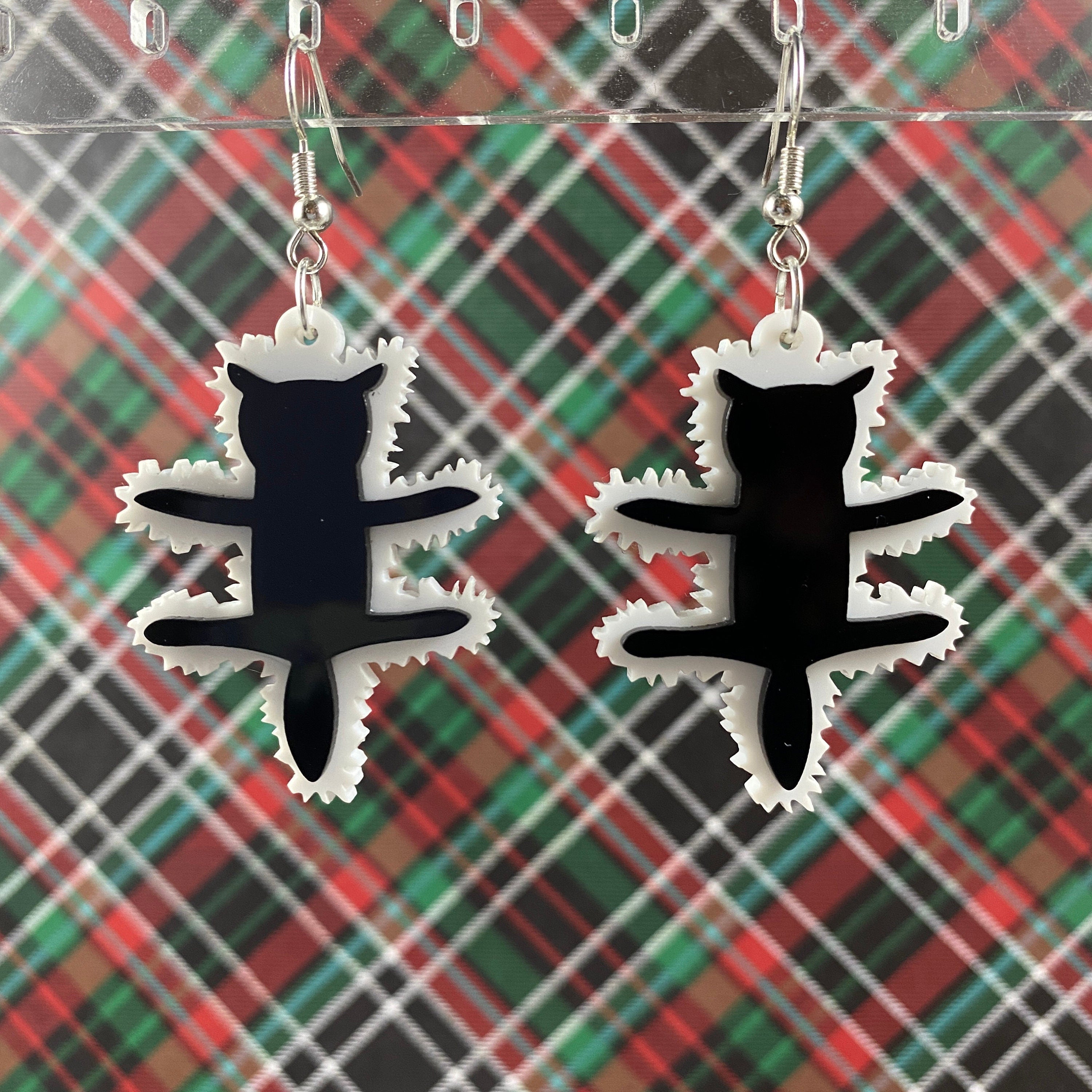Aunt Bethany's Electrocuted Cat Dangle Earring