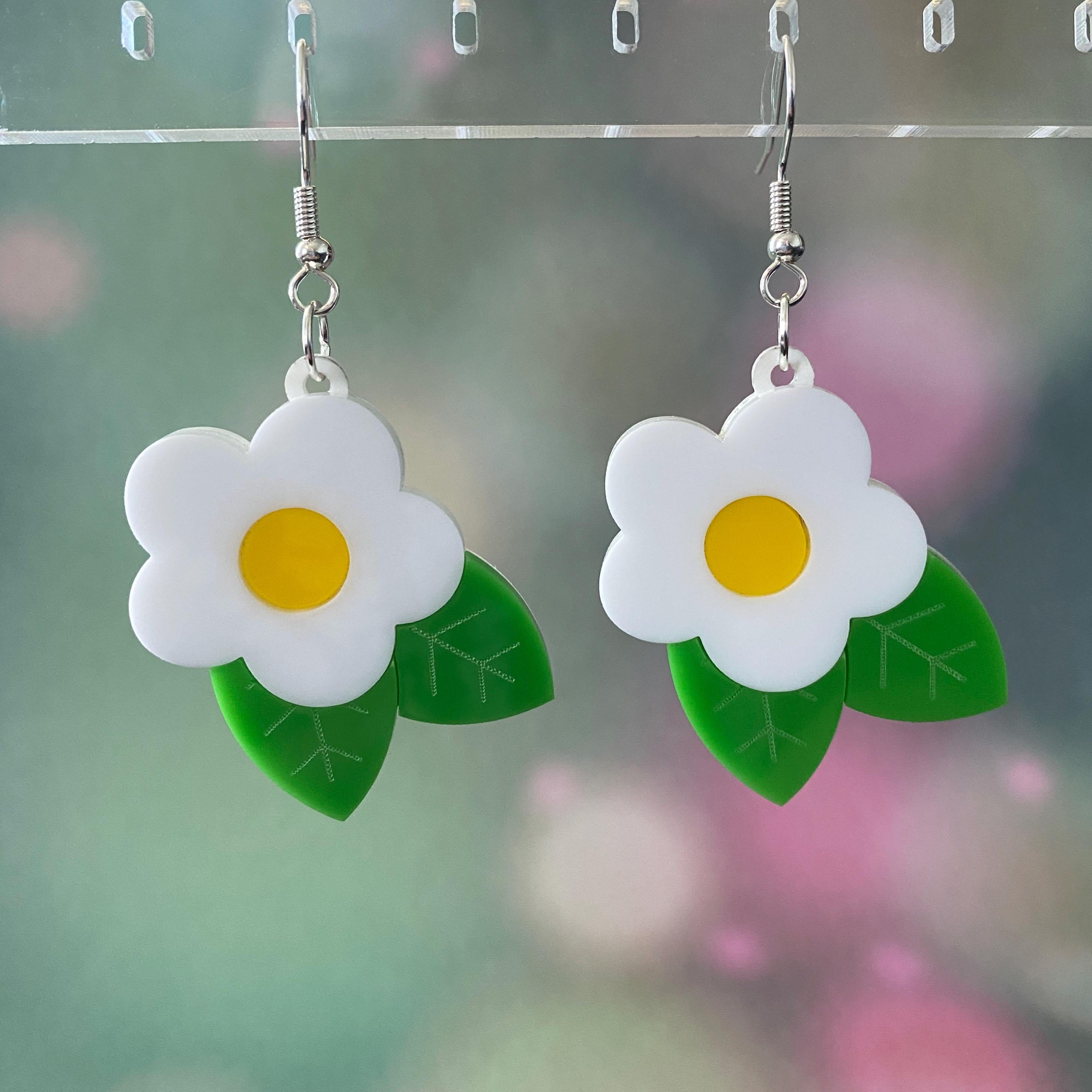 Pretty Flower Dangle Earrings