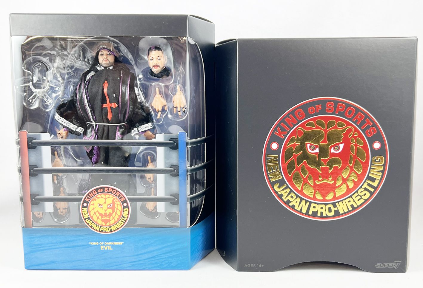 new-japan-pro-wrestling-ultimates---super7----king-of-darkness--evil-p-image-477005-grande.jpg