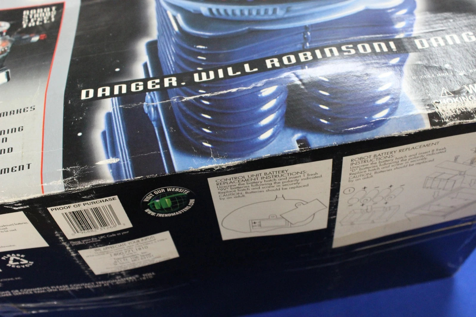 Trendmasters 1998 Lost in Space Classic Series 24" Radio Control RC B-9 Robot