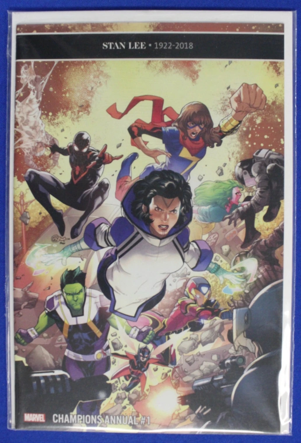 Champions #2-27 + Annual Near Complete Set (Missing #1, 22-23) VF-VF/NM