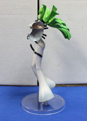 C.C. - Statuette