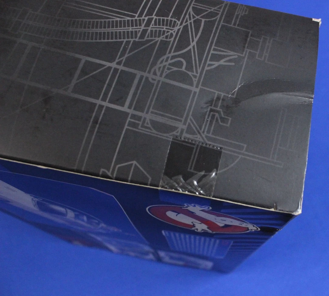 Hasbro 2020 Ghostbusters Plasma Series Ecto-1 Vehicle Complete in Box