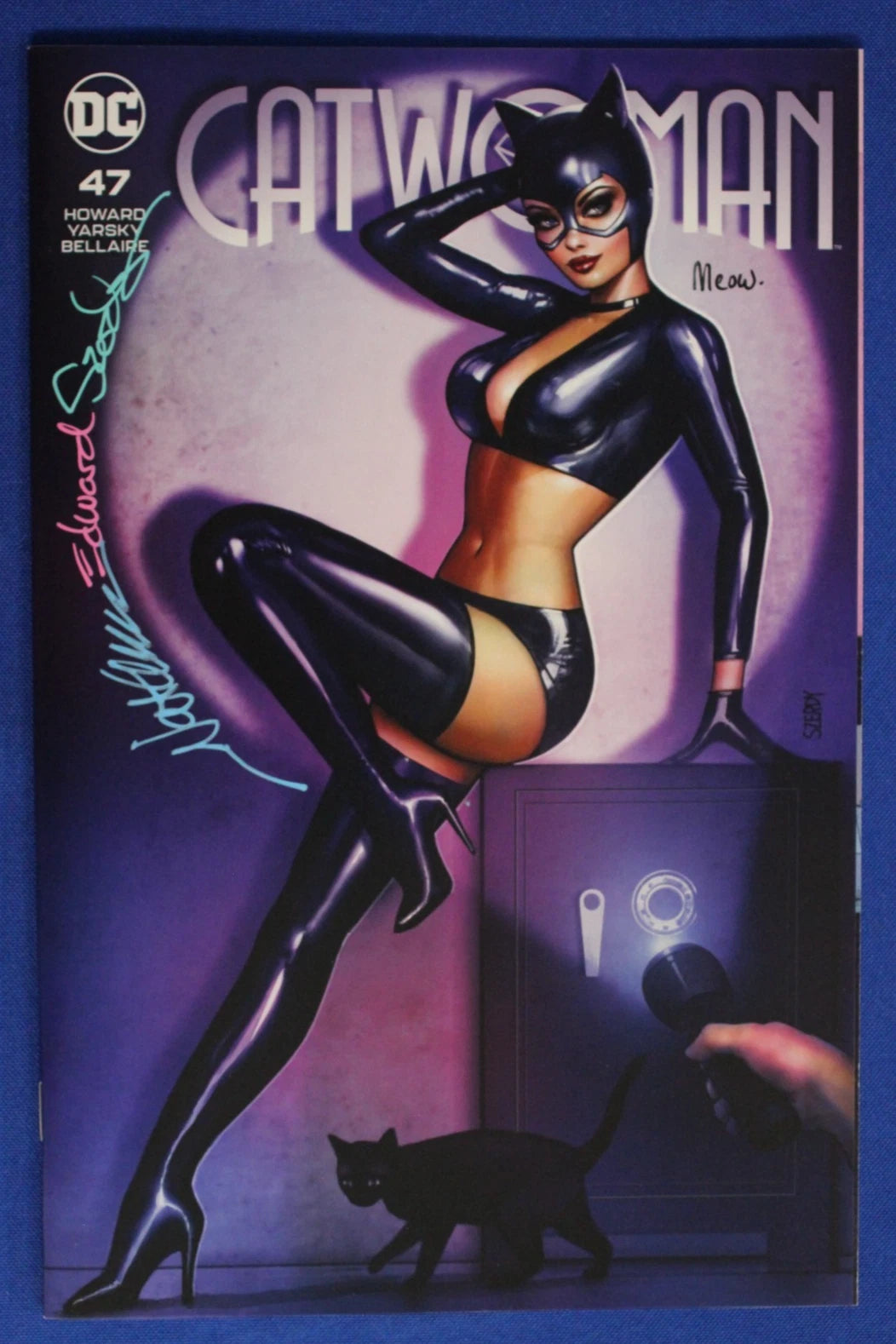 Catwoman #47 Syndicate Nathan Szerdy Variant SIGNED NM