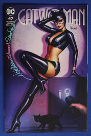 Catwoman #47 Syndicate Nathan Szerdy Variant SIGNED NM