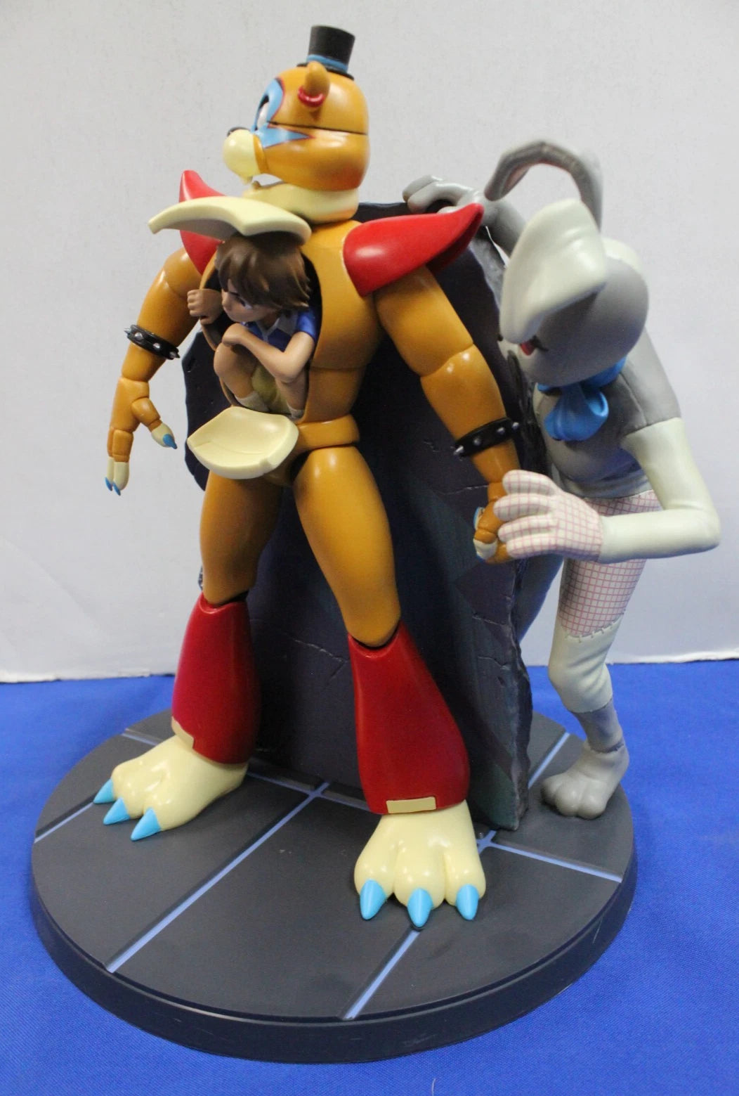 2021 Funko Five Nights At Freddys FNAF Security Breach Freddy & Gregory Statue