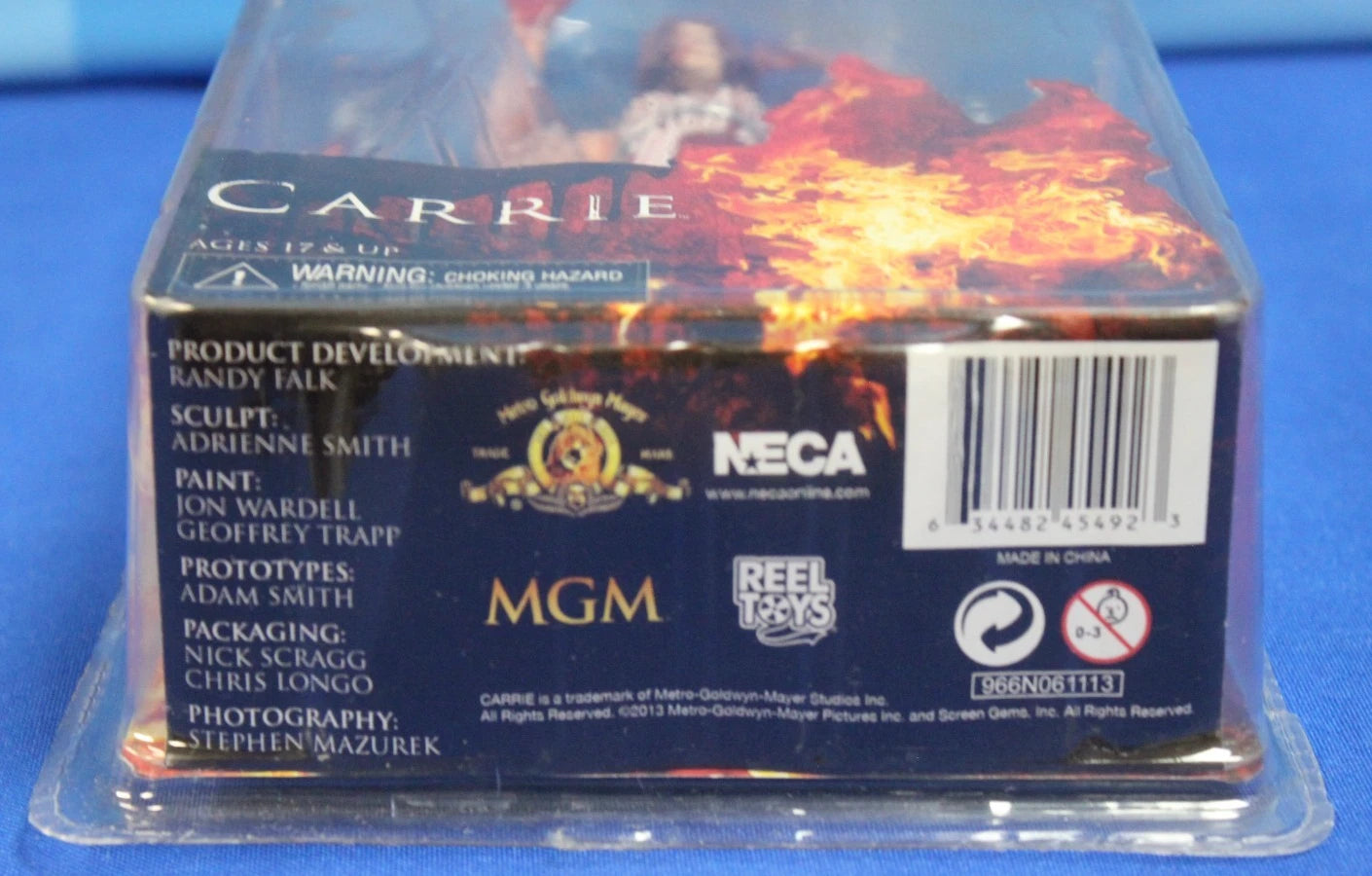 Stephen King's Carrie Bloody Prom Dress Variant Figure