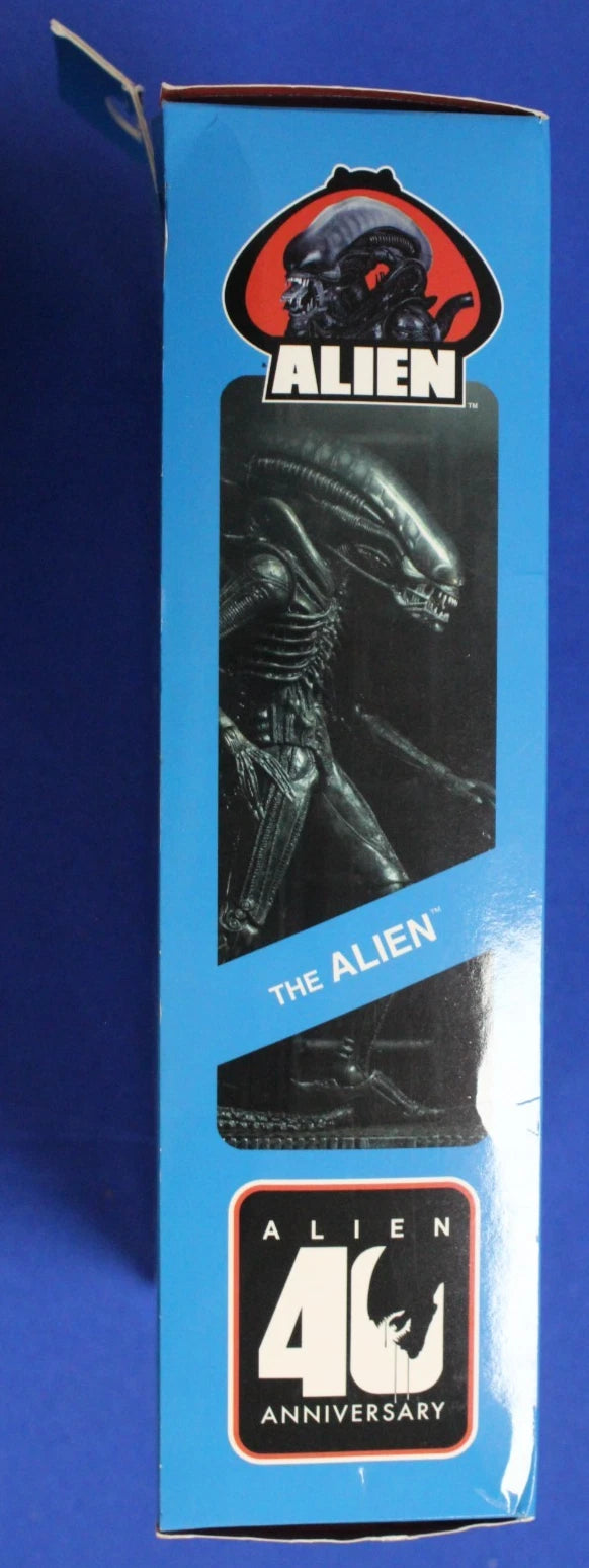 NECA 2019 Alien 40th Anniversary The Alien Xenomorph Figure Complete in Box