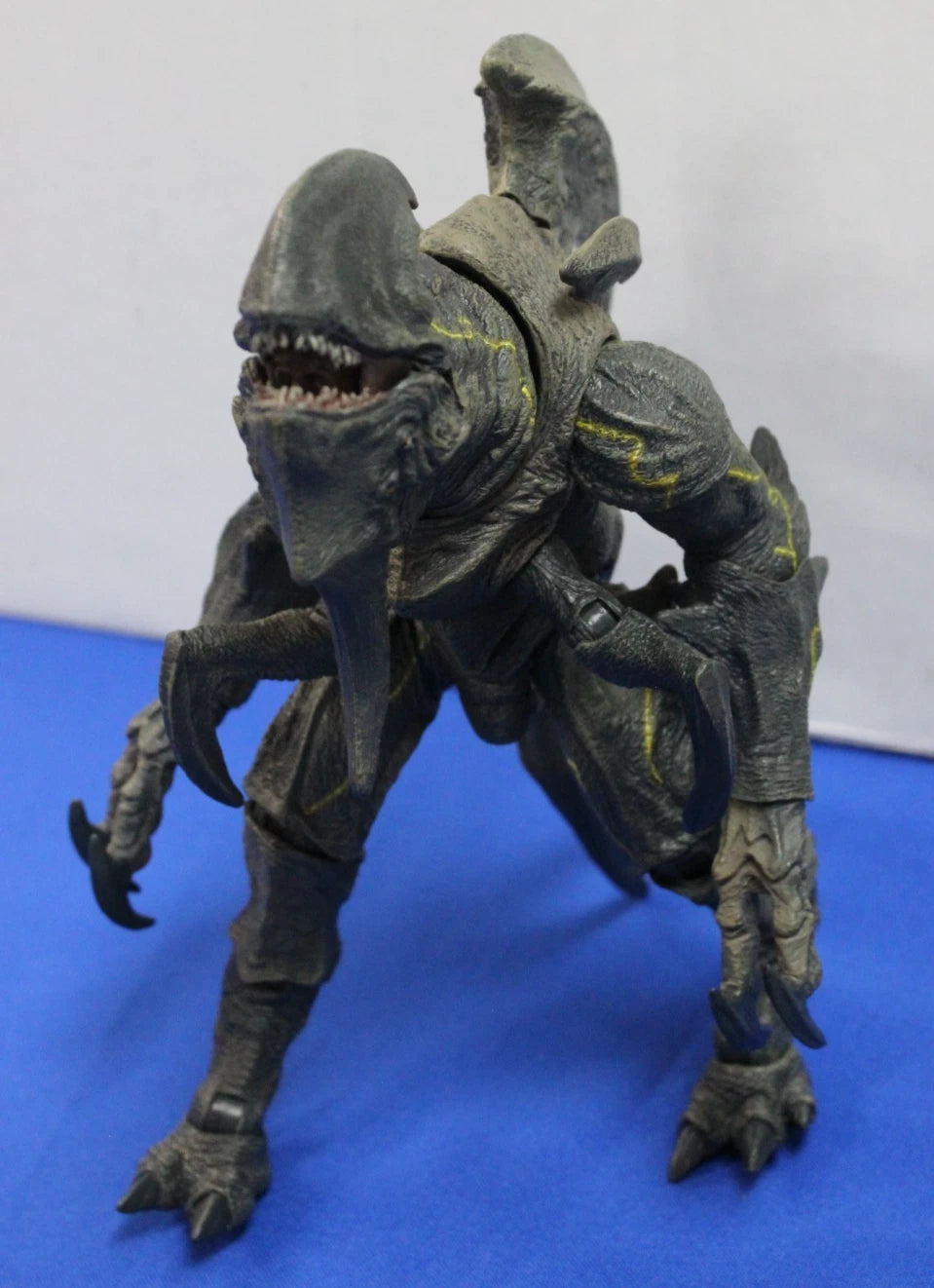 Pacific Rim Mutavore Kaiju