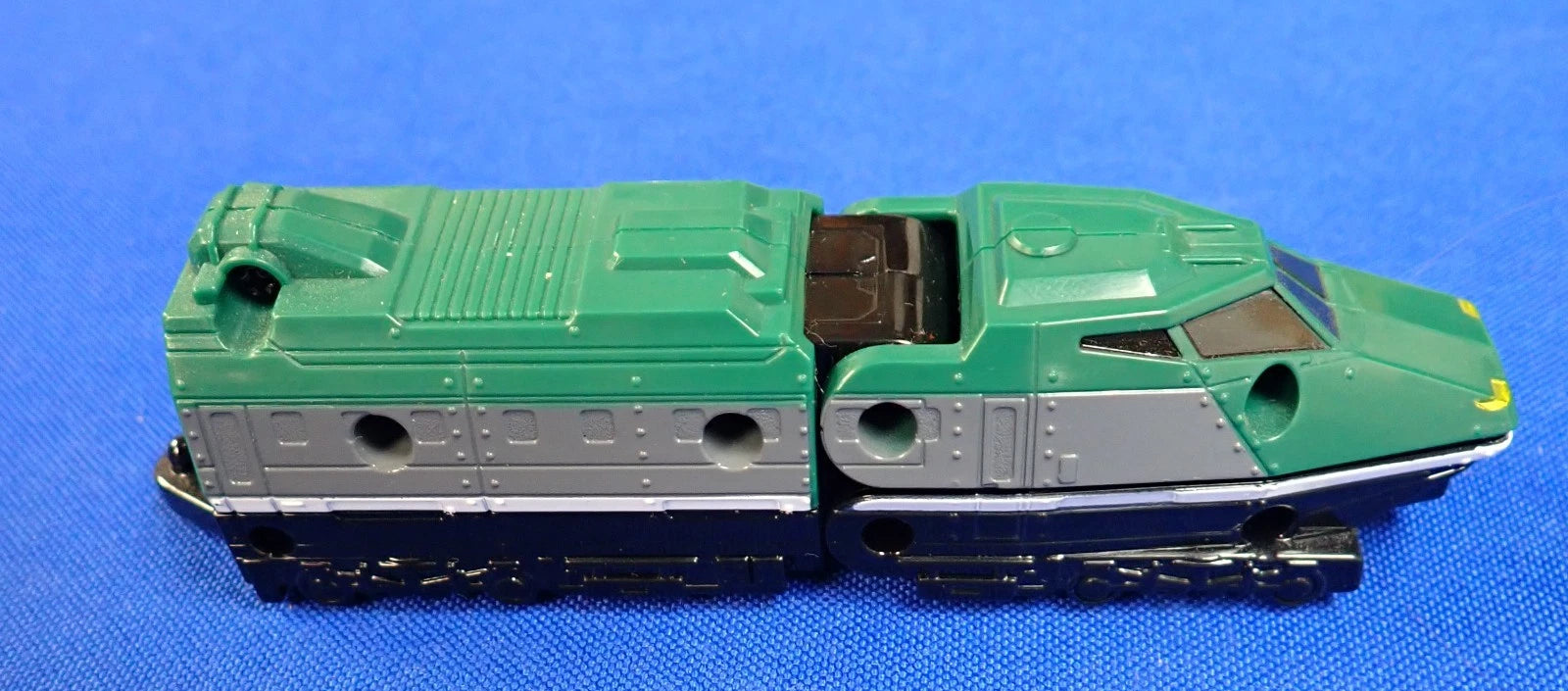 Bandai Power Rangers Ressha Sentai ToQger Deluxe Lot of 4 Ressha Mecha