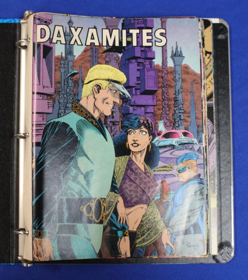 Who's Who in the DC Universe Lot of 2 Binders of DC Character and Data Sheets