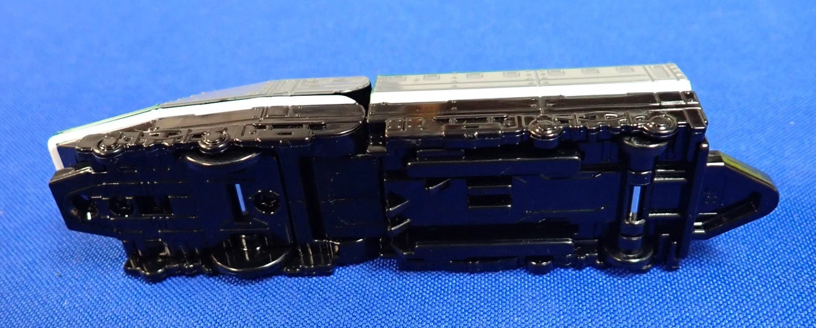 Bandai Power Rangers Ressha Sentai ToQger Deluxe Lot of 4 Ressha Mecha