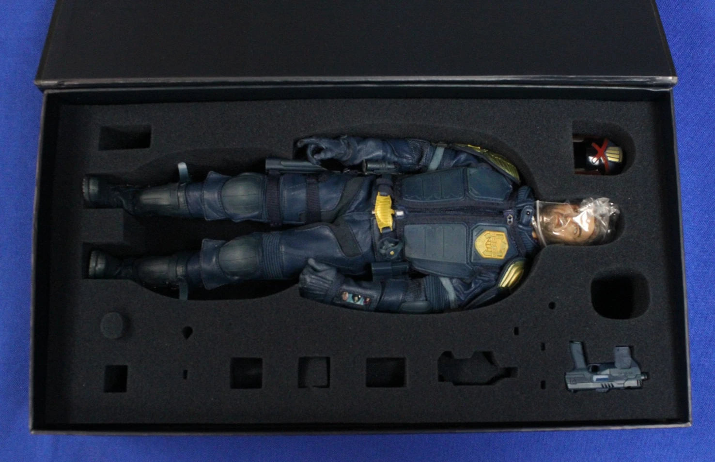 Art Figures AF-015 Judge Dredd Blue Outfit Limited Edition