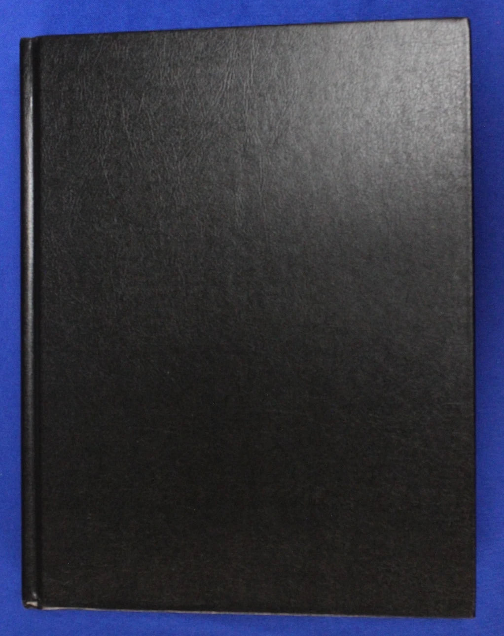 Dynamite 2014 Vampirella Archives Volume 10 First Printing Hardcover