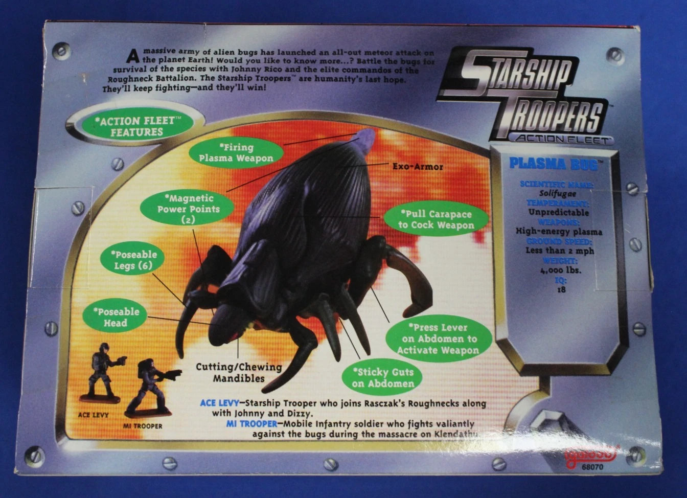 Galoob 1996 Starship Troopers Action Fleet Plasma Bug vs. Ace Levy &amp; MI Trooper Action Figure