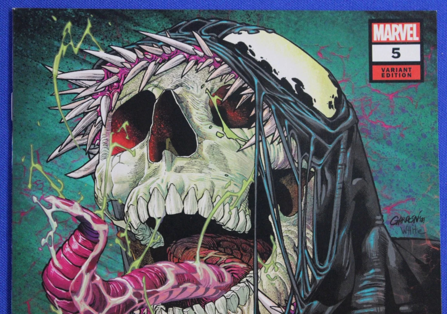 Venom First Host #5 Javi Garron Variant VF/NM