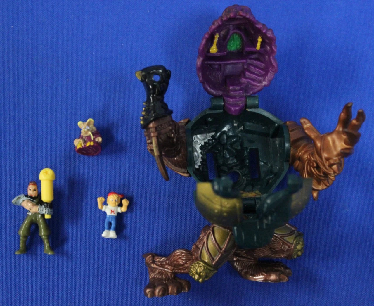 Bluebird 1990s Mighty Max Doom Zone Playset Figure Toy Lot of 13