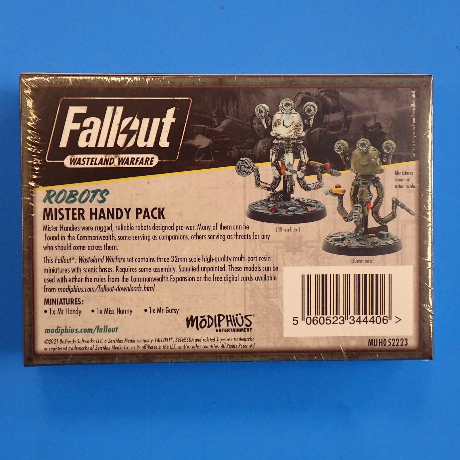 Fallout Wasteland Warfare Miniatures Lot of 5: Survivors, Robots, & Mojave Companions [Pre-Owned]