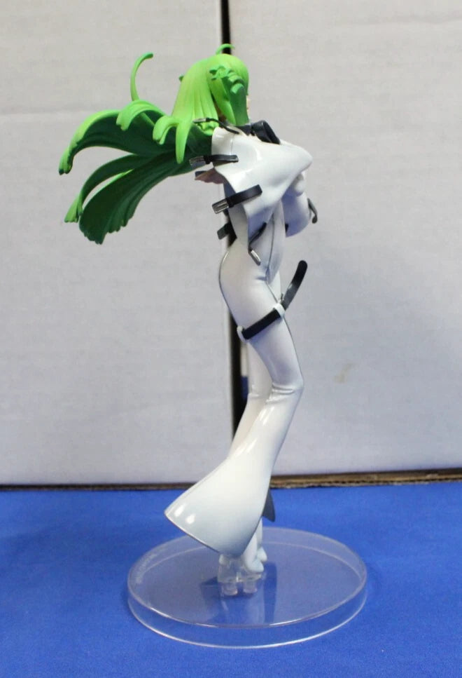 C.C. - Statuette