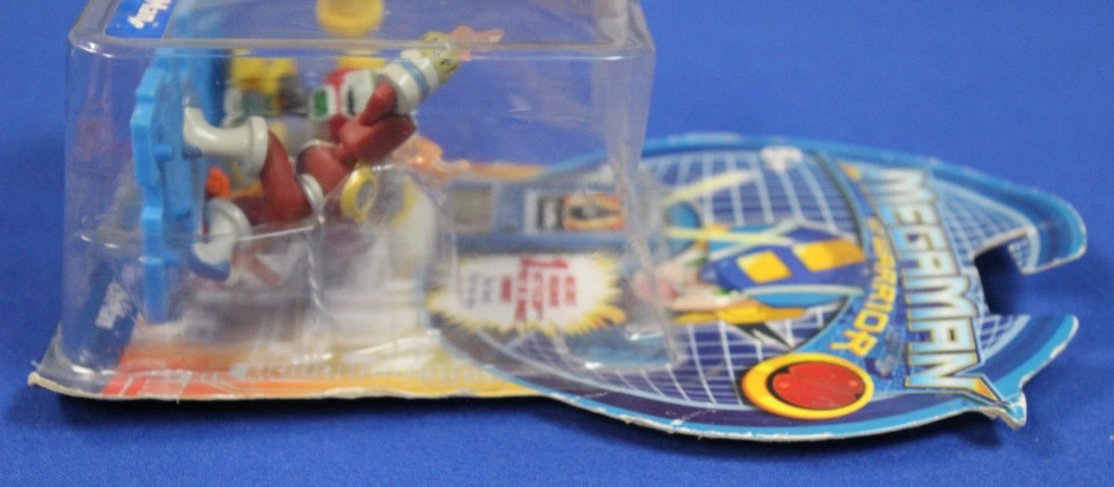 Megaman NT Warrior GutsMan vs TorchMan Figures in Box