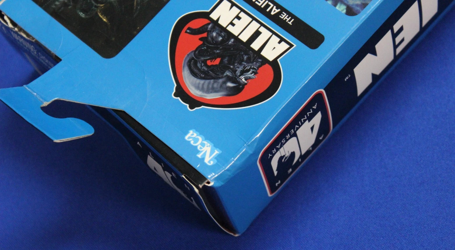 NECA 2019 Alien 40th Anniversary The Alien Xenomorph Figure Complete in Box