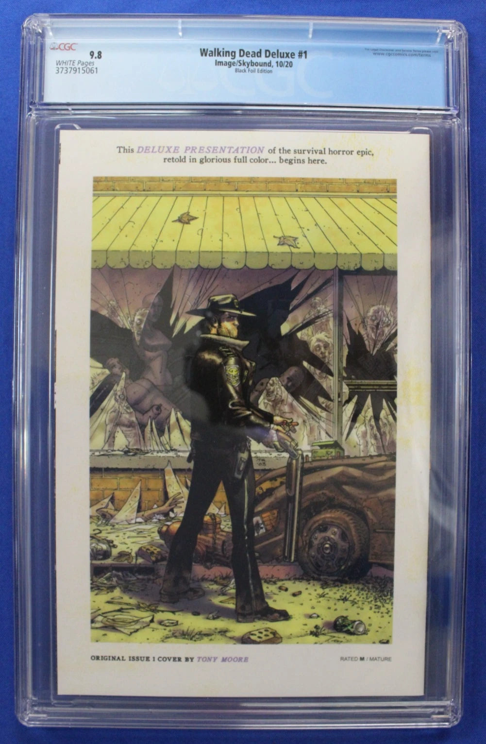 The Walking Dead Deluxe #1 Black Foil Variant CGC 9.8 NM/M
