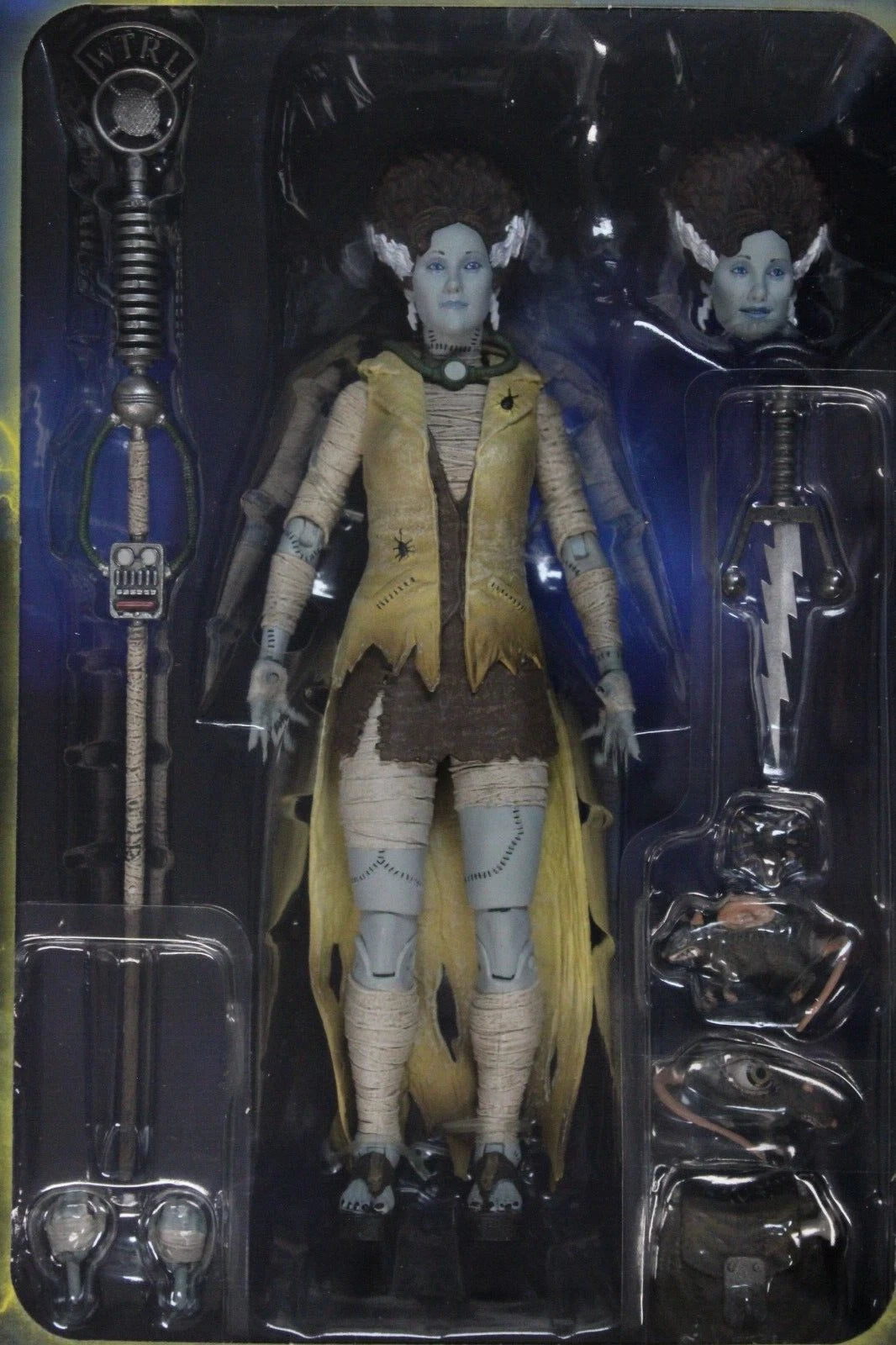 TMNT X Universal Monsters April O'Neil Bride of Frankenstein Signature Edition