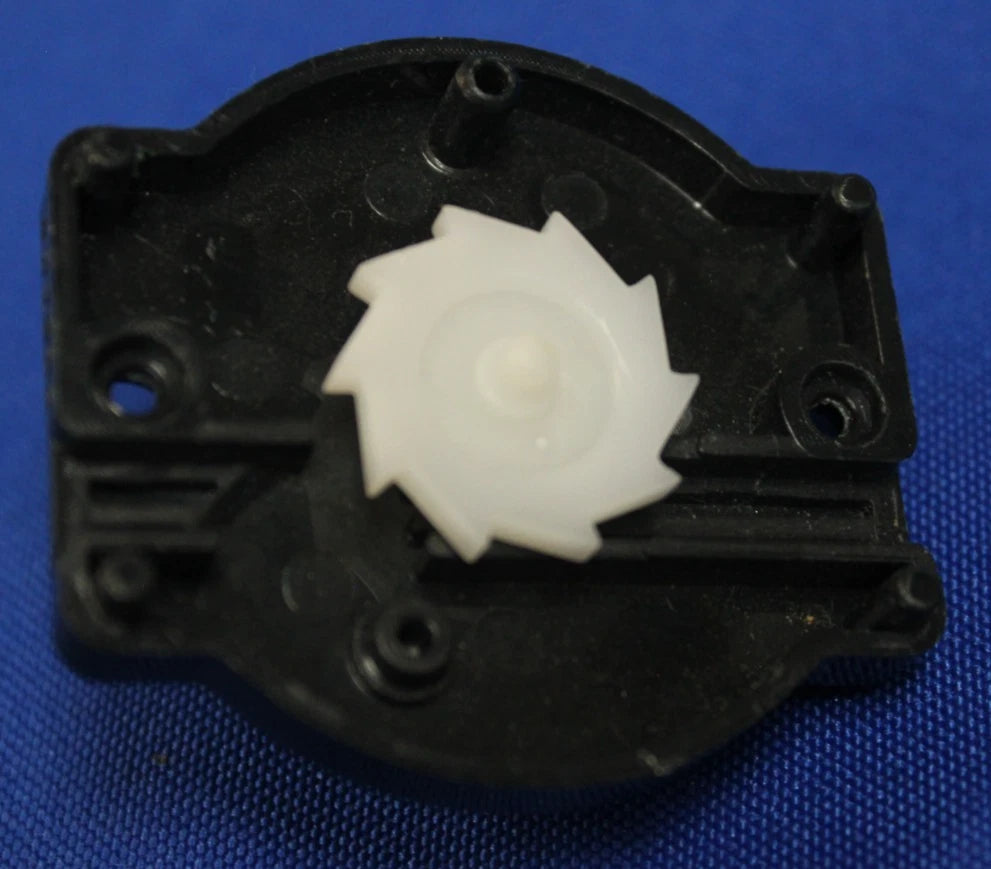 Hasbro Beyblade Mixed Lot of Various Parts Pieces Ripcords & Launchers Metal