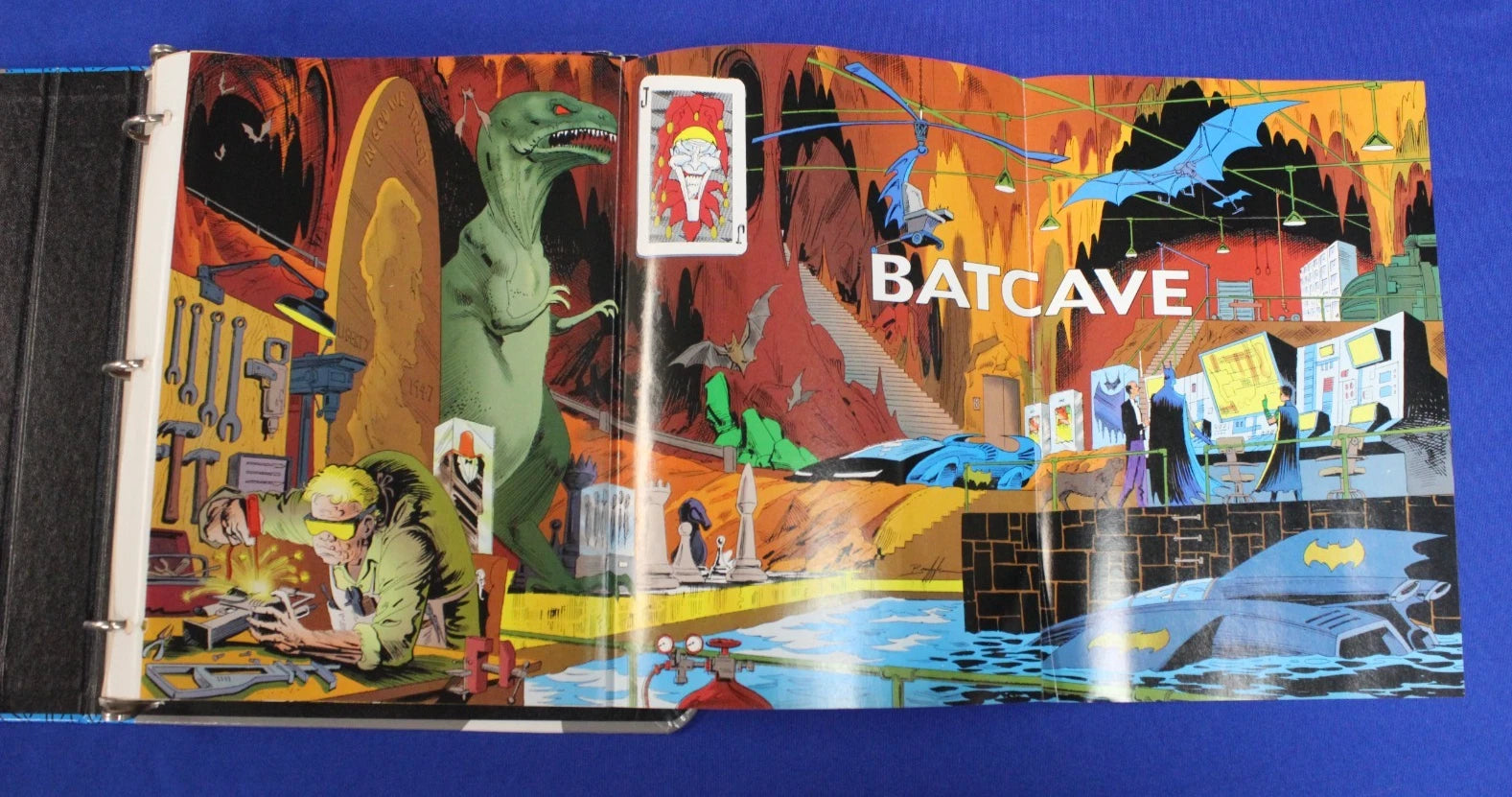 Who's Who in the DC Universe Lot of 2 Binders of DC Character and Data Sheets