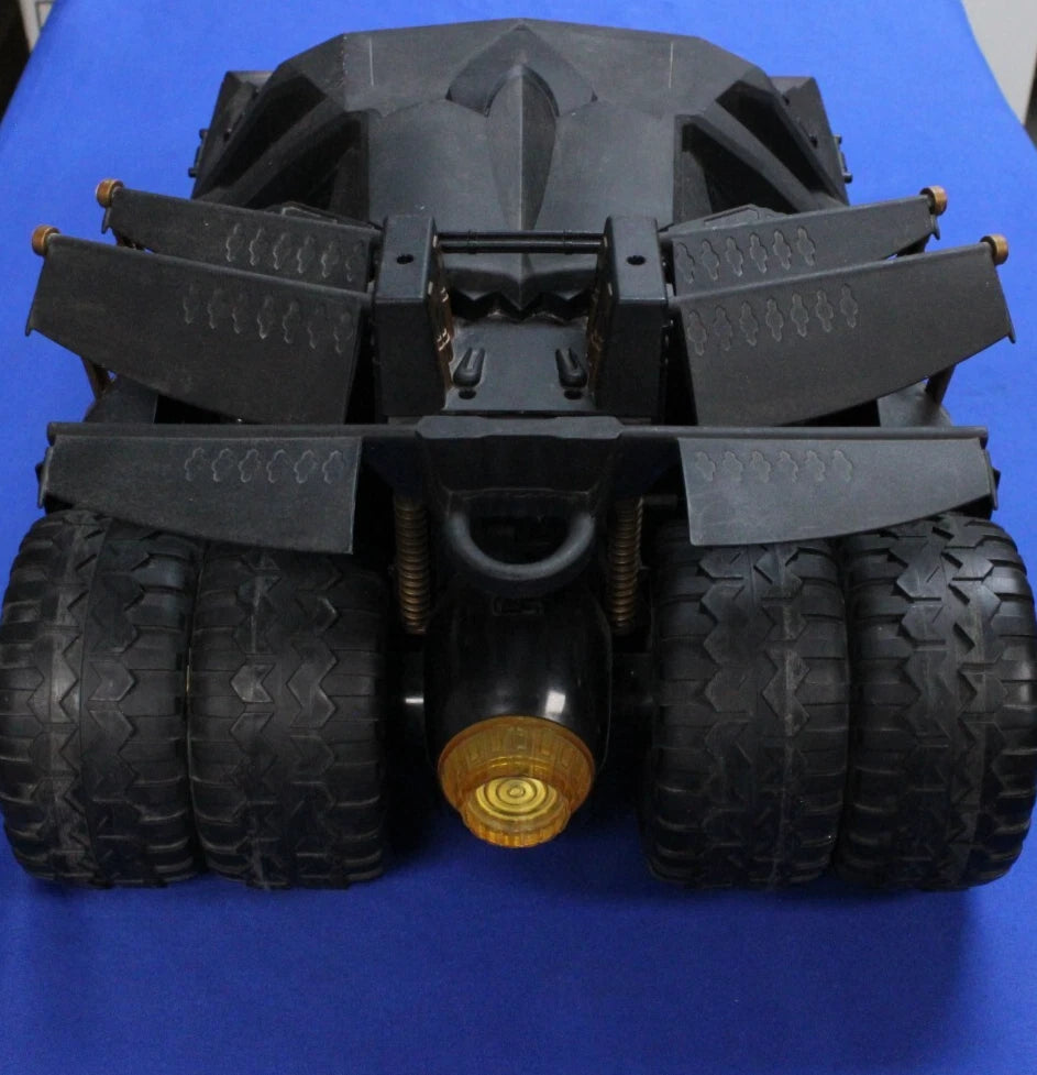 Mattel Tyco 2005 Batman Begins 1/6 Scale 28" Batmobile Tumbler RC Car Untested