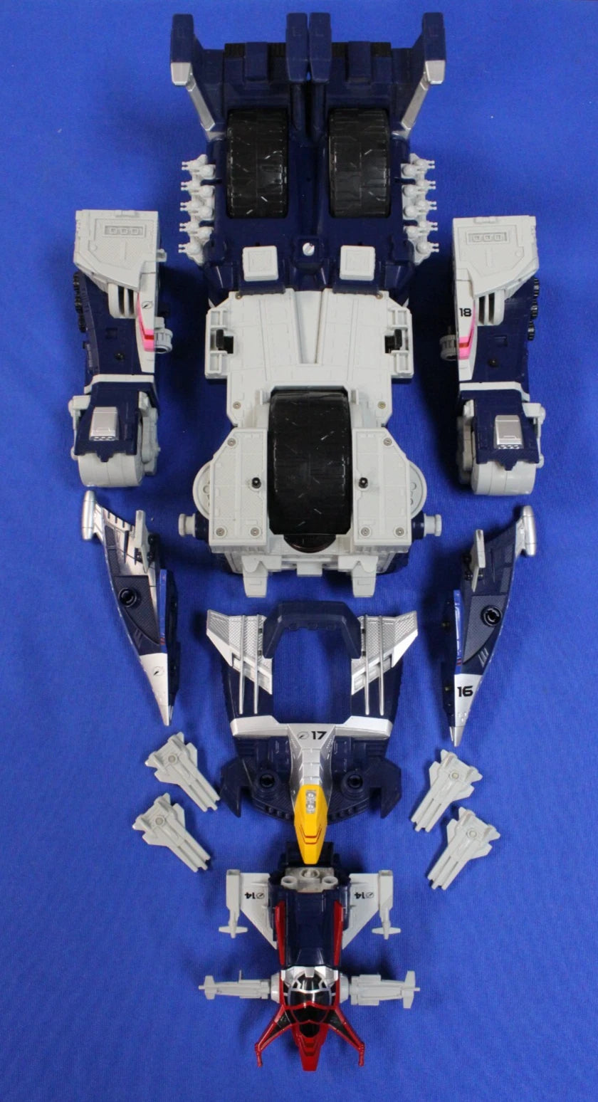2007 Bandai Power Rangers Operation Overdrive DX Battlefleet Megazord DaiVoyager