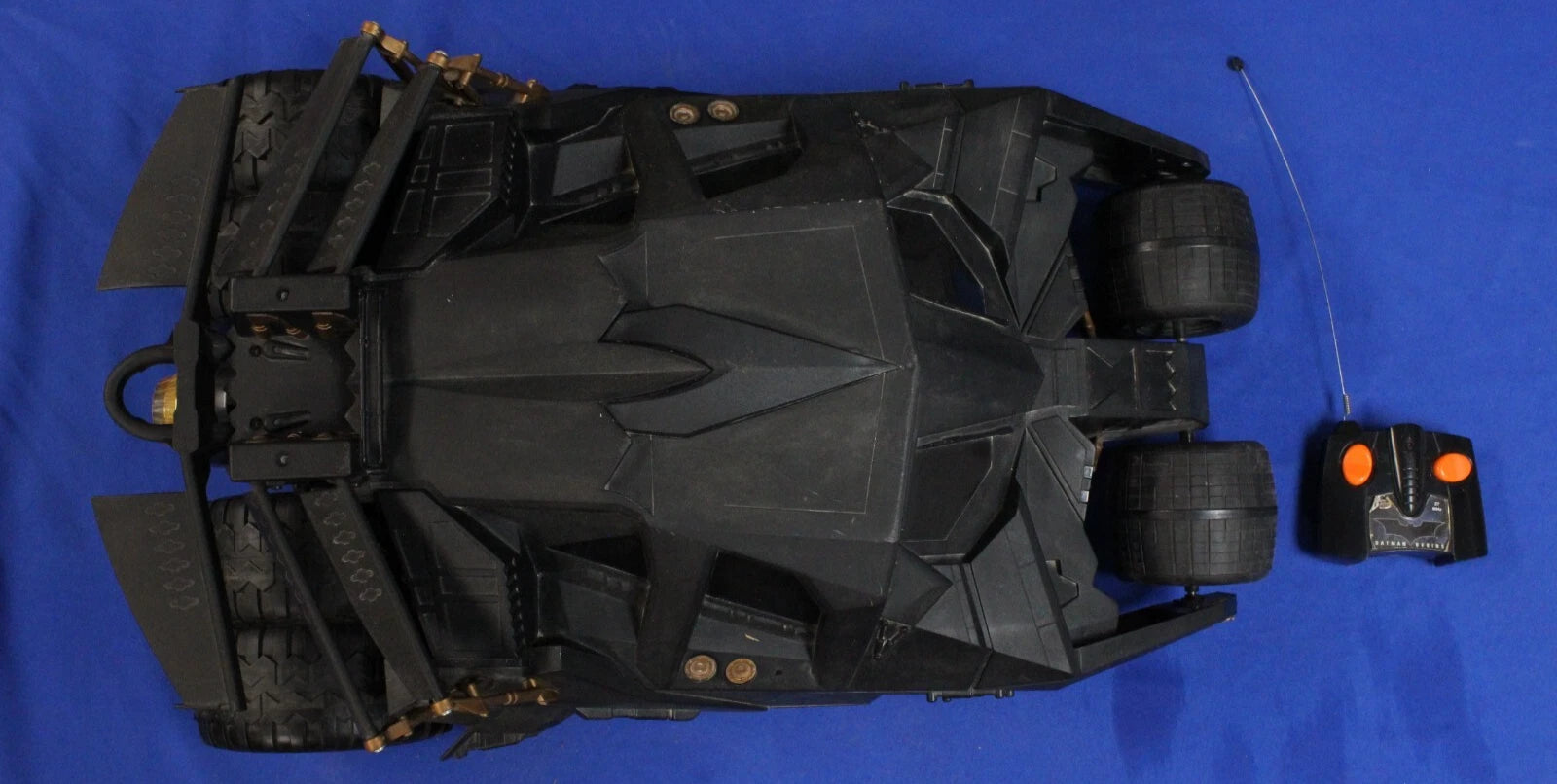 Mattel Tyco 2005 Batman Begins 1/6 Scale 28" Batmobile Tumbler RC Car Untested