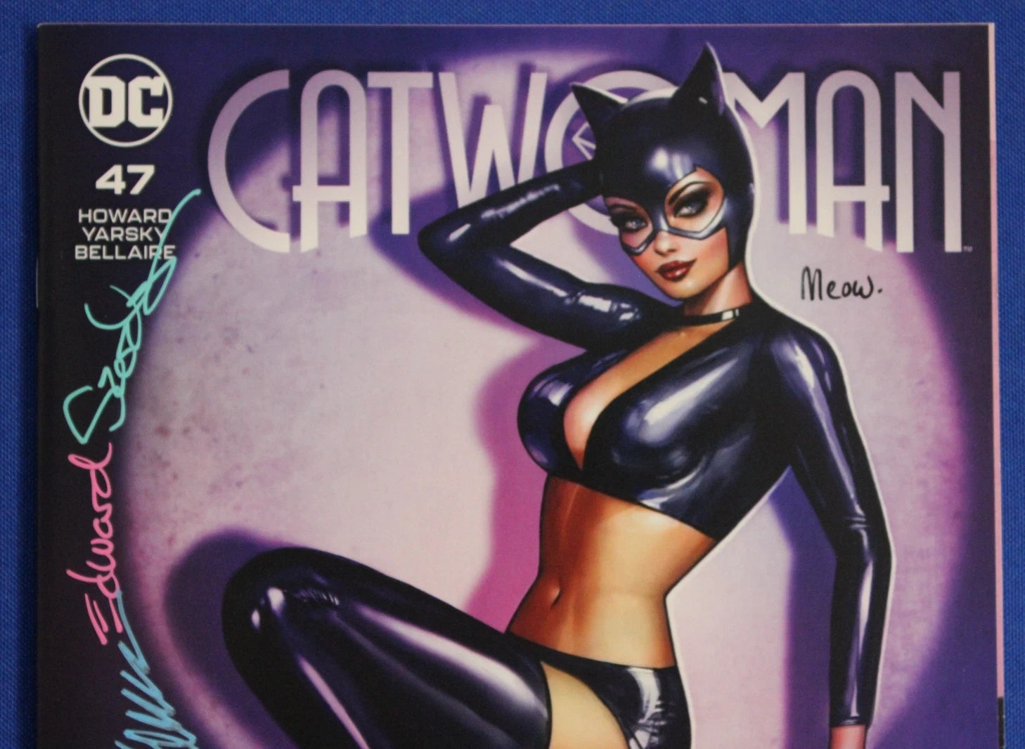 Catwoman #47 Syndicate Nathan Szerdy Variant SIGNED NM
