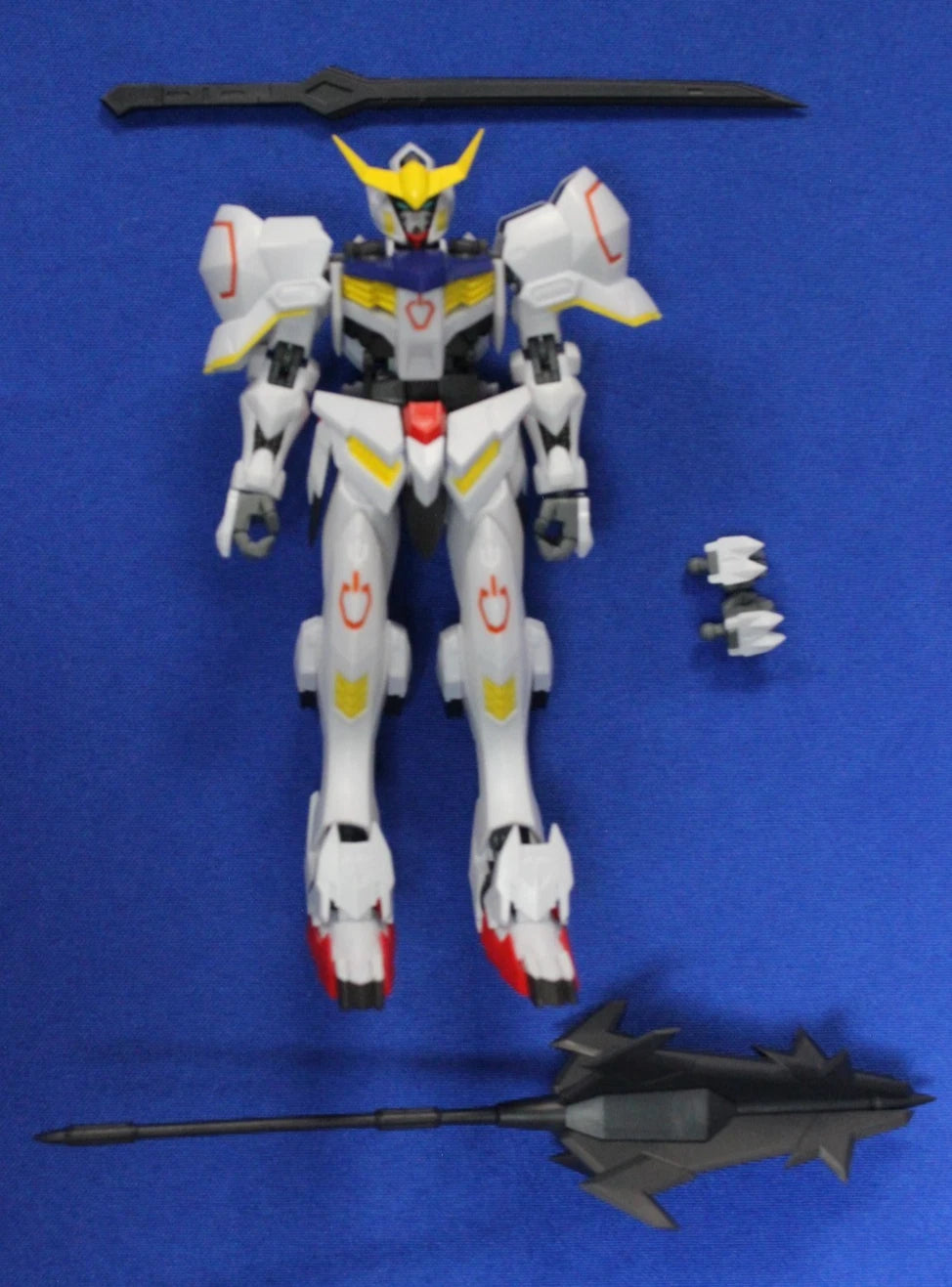 Bandai Gundam Mixed Loose 1:100 Master Grade Action Figure Lot